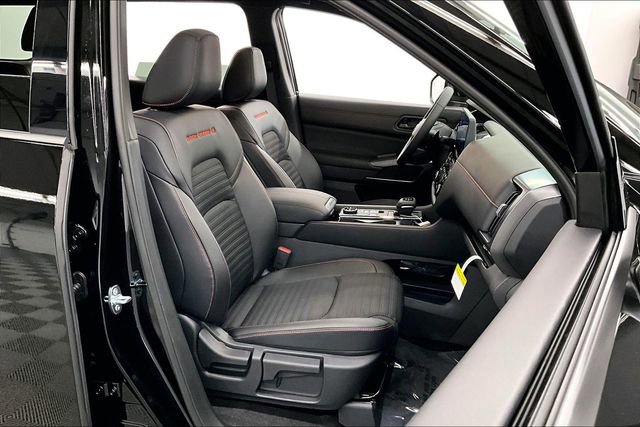 New 2026 Nissan Pathfinder Rock Creek image 41