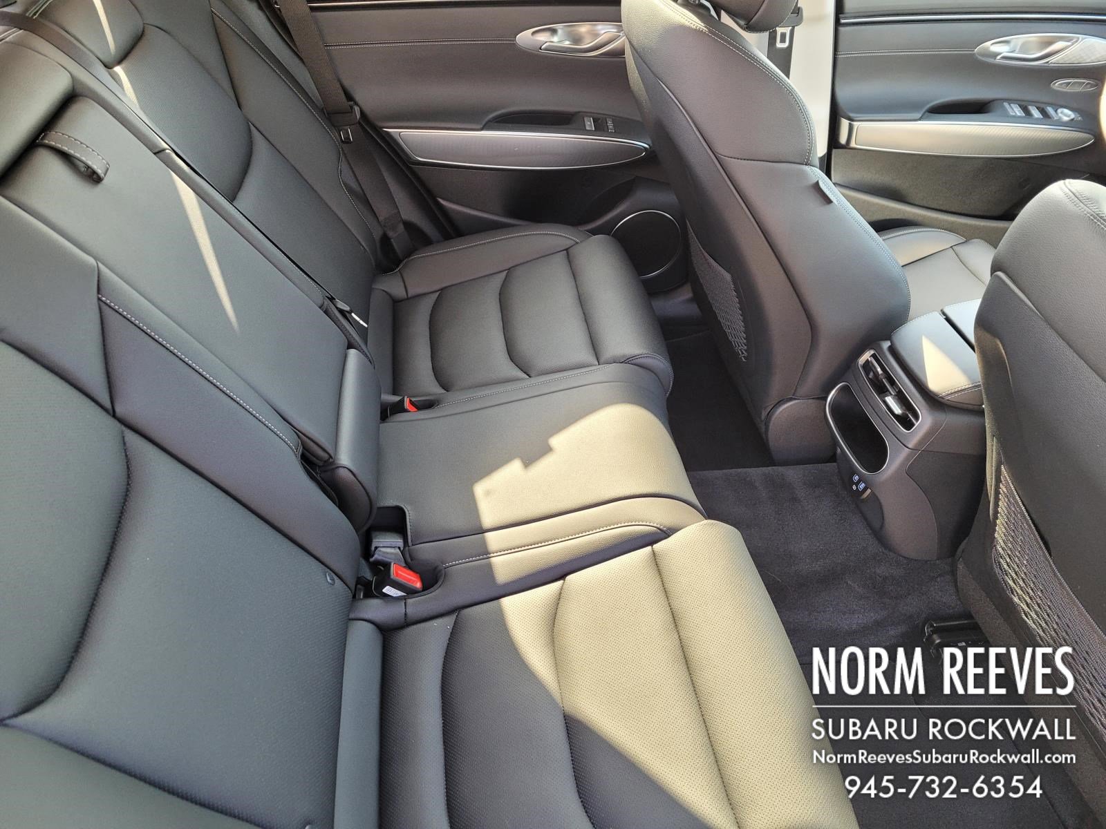 Used 2024 Genesis GV70 2.5T w/ Select Package image 13