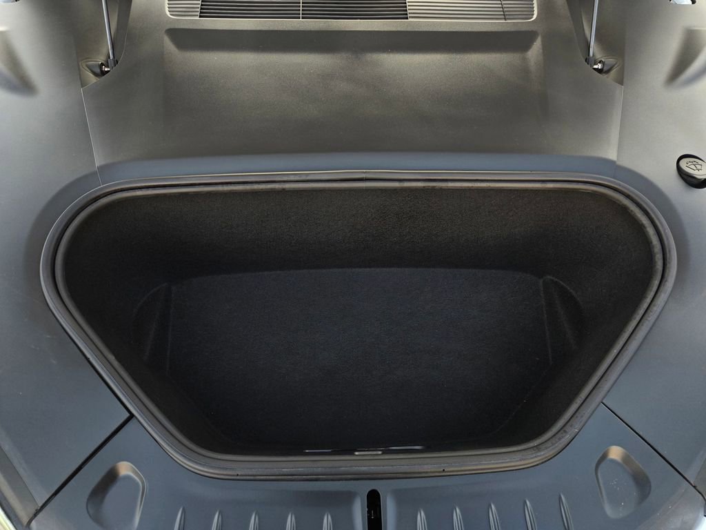 Used 2023 Tesla Model S Standard Range image 33