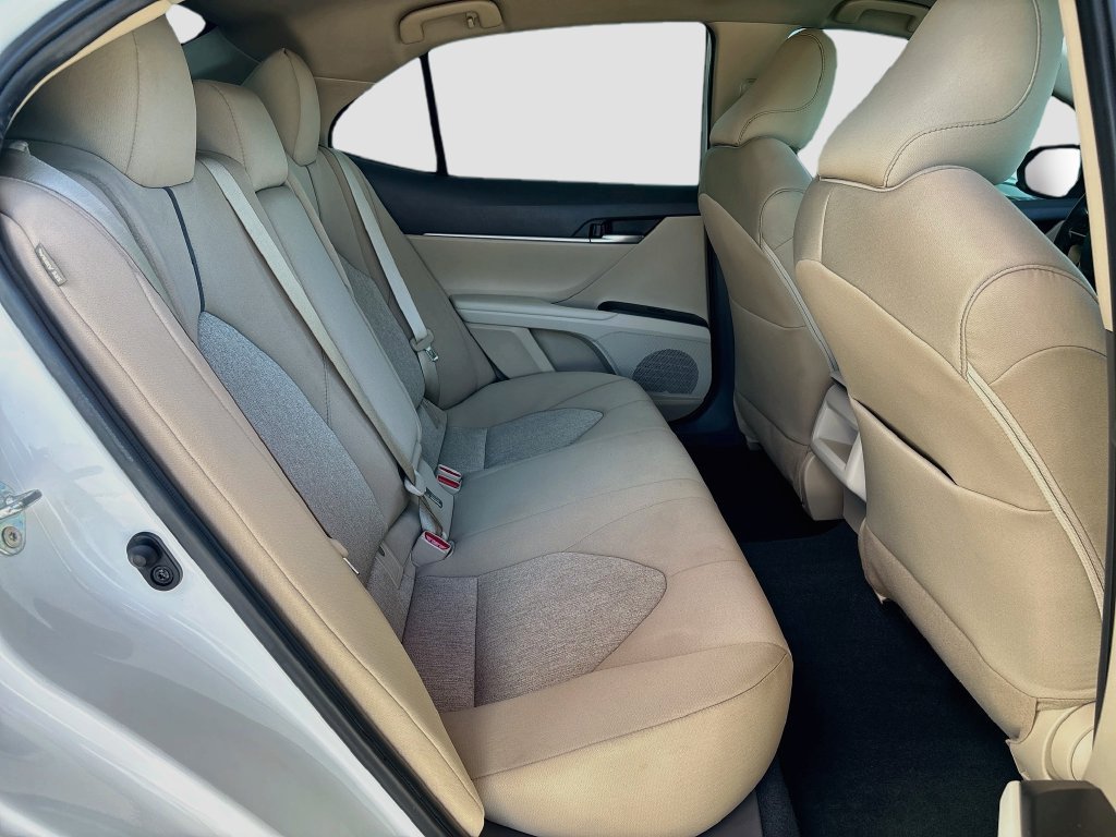 Used 2024 Toyota Camry LE FWD image 21