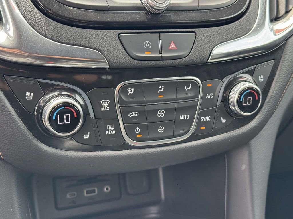 Used 2023 Chevrolet Equinox Premier AWD/4WD image 28