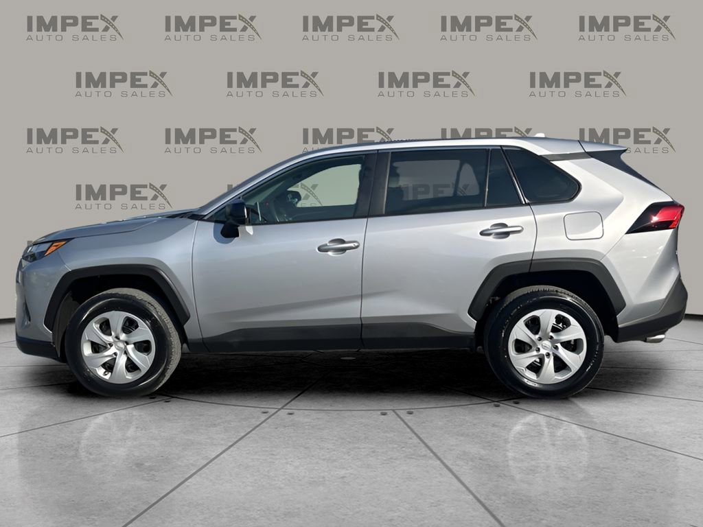 Used 2024 Toyota RAV4 LE image 2