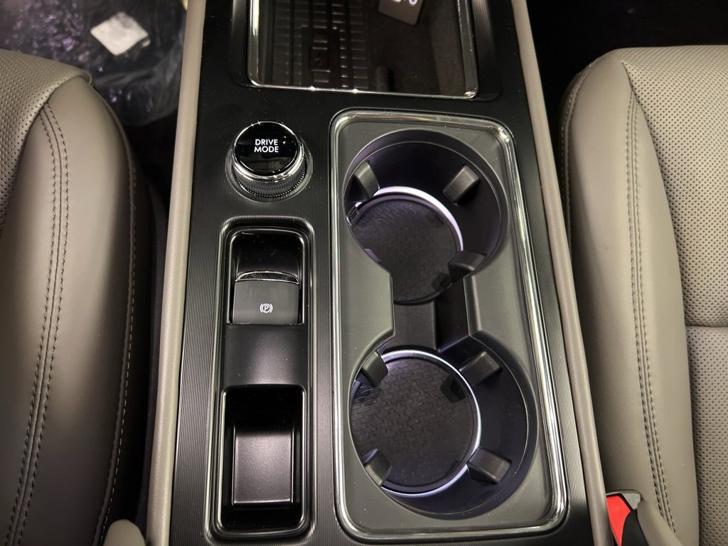 New 2025 Lincoln Corsair Grand Touring w/ Equipment Group 301A image 16