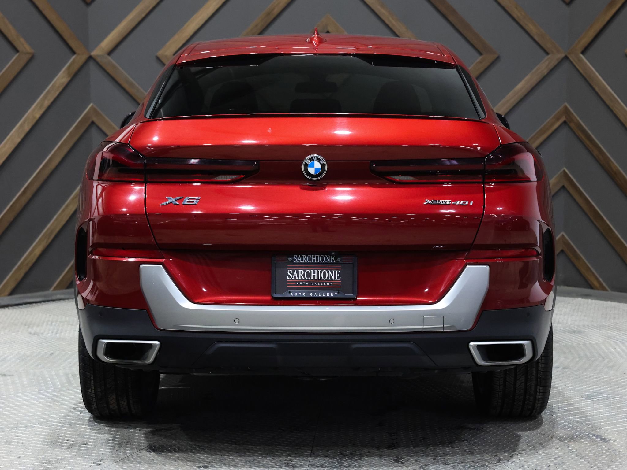 Used 2022 BMW X6 xDrive40i w/ Executive Package image 4