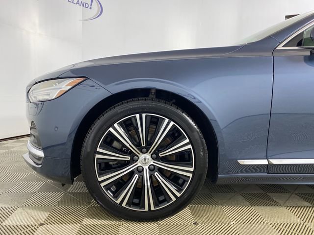 Used 2022 Volvo S90 B6 Inscription w/ Advanced Package image 29