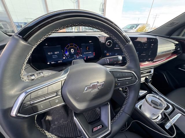 Used 2025 Chevrolet Traverse Z71 w/ Enhanced Driving Package image 18