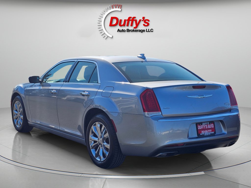 Used 2016 Chrysler 300 C image 15