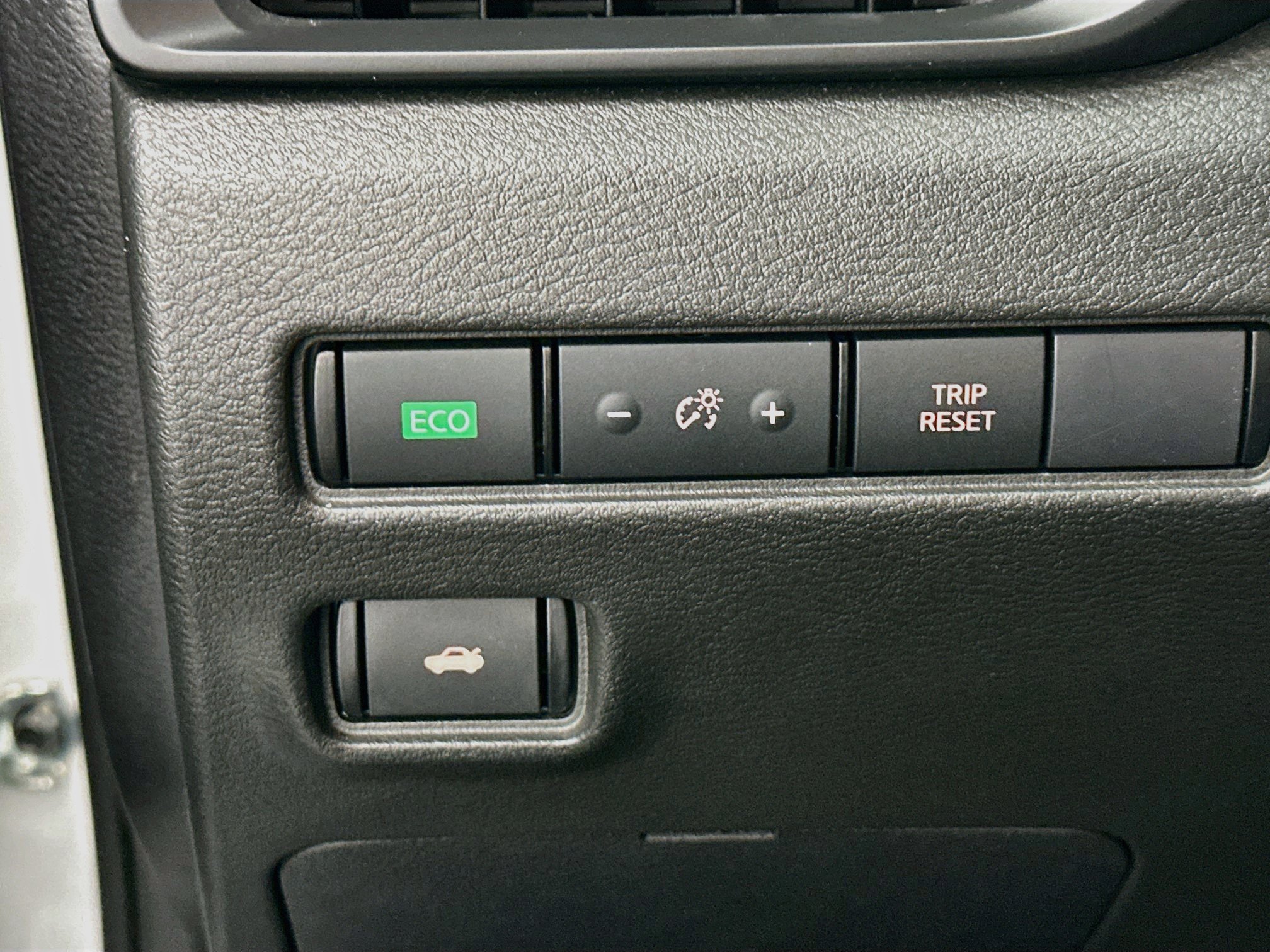 Used 2024 Nissan Sentra S FWD image 17