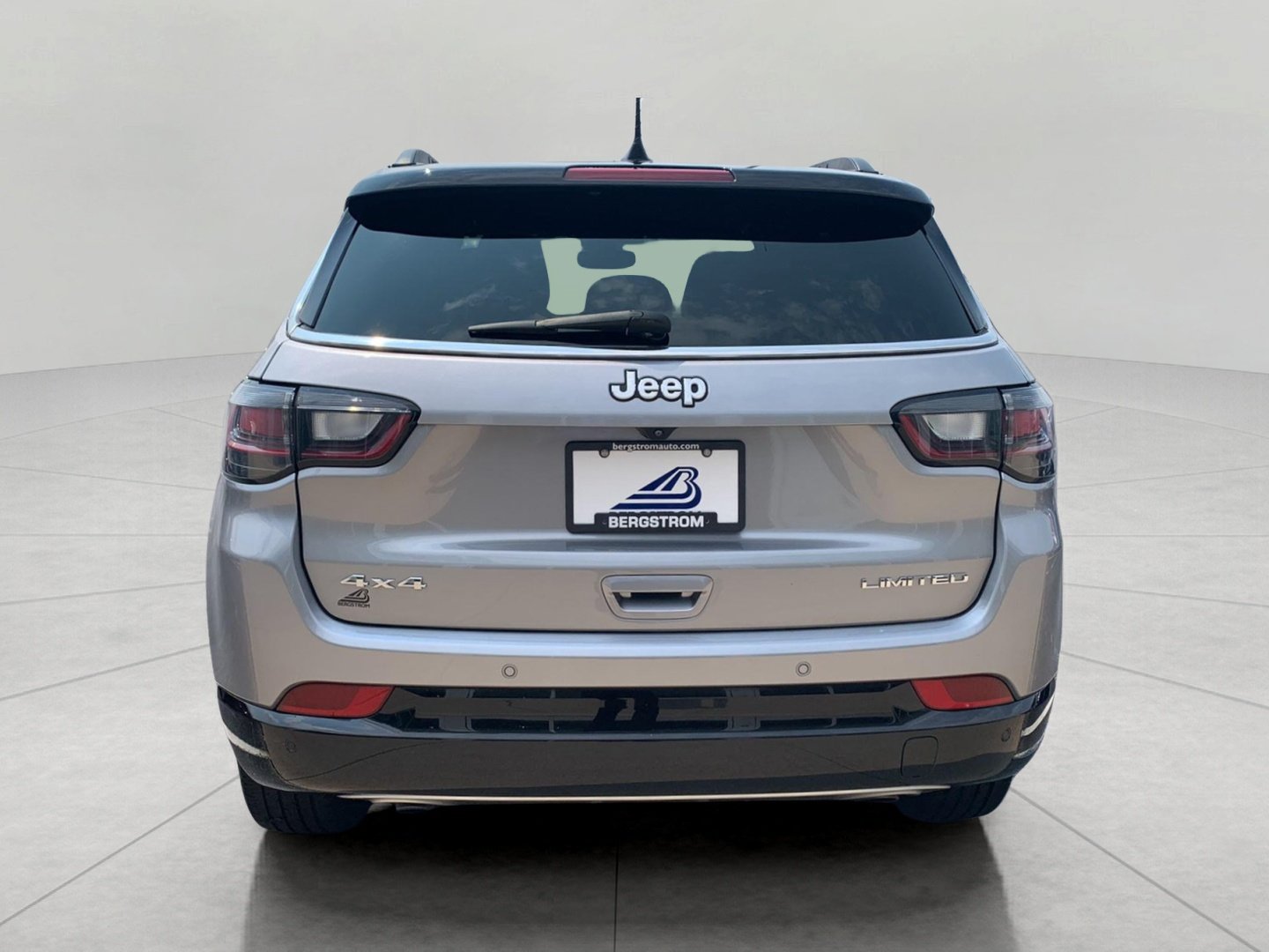 Used 2023 Jeep Compass Limited w/ Elite Group AWD/4WD image 33
