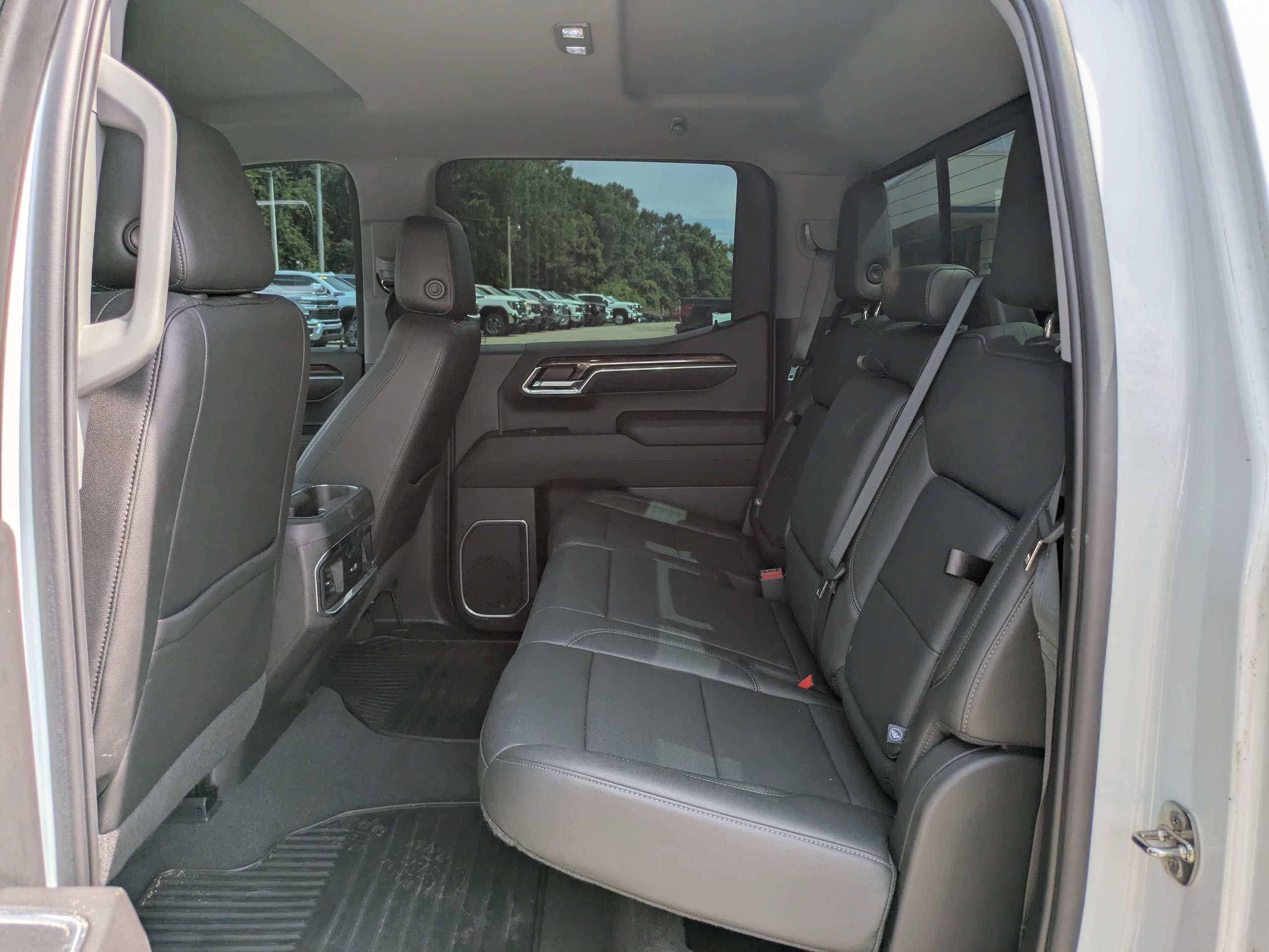 Used 2022 GMC Sierra 1500 Elevation w/ Elevation Premium Package AWD/4WD image 14