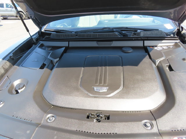 Certified 2024 Cadillac Lyriq Luxury AWD/4WD image 45