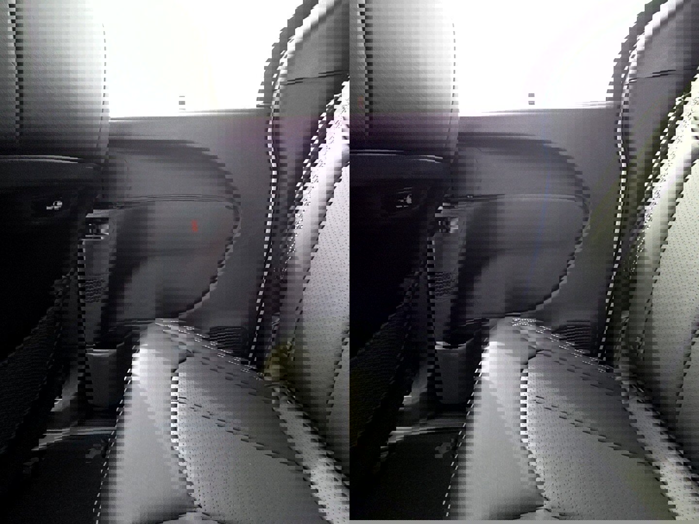 New 2026 Chrysler Pacifica Select image 11