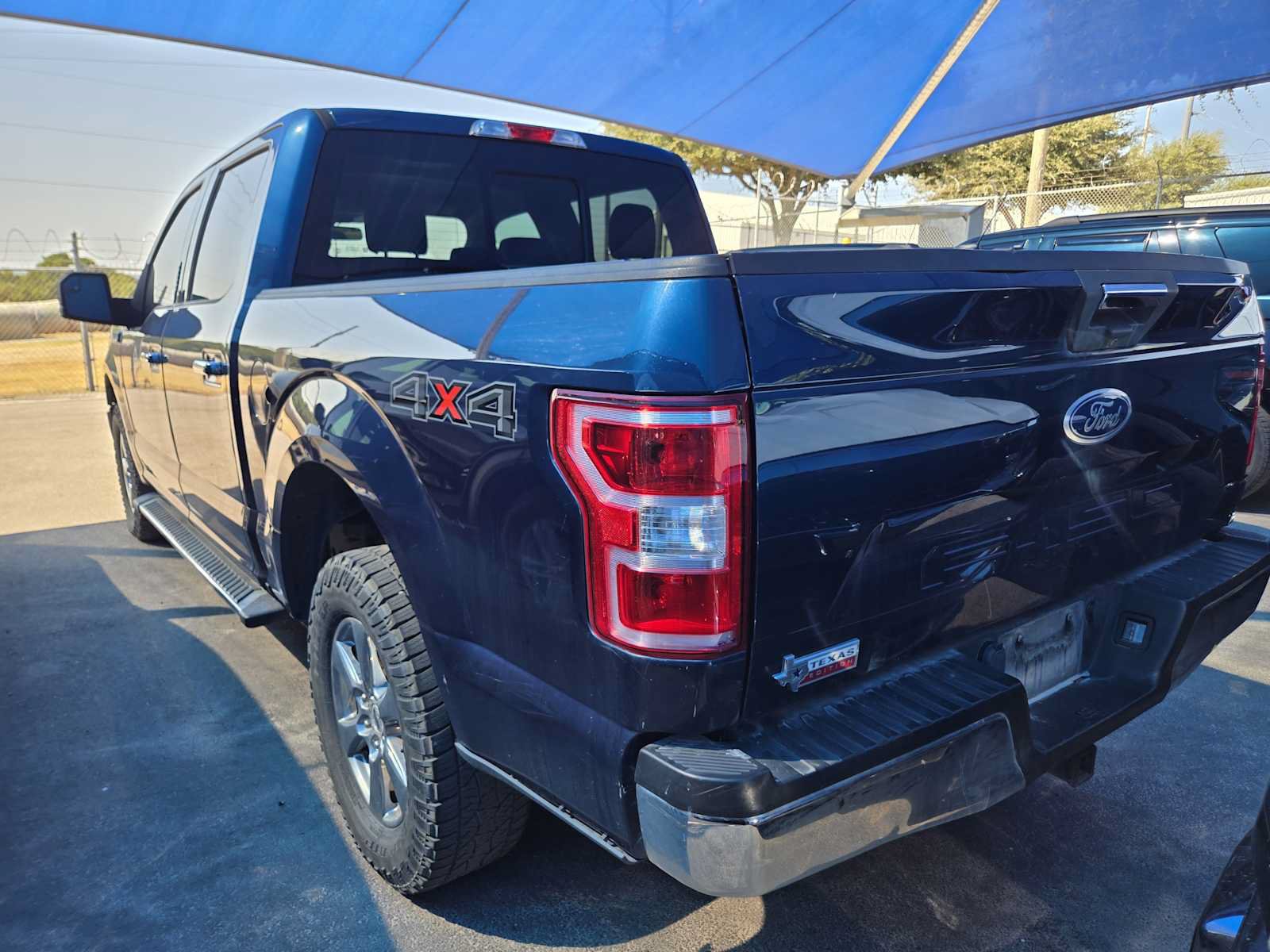Used 2019 Ford F150 XLT w/ Equipment Group 302A Luxury AWD/4WD image 3