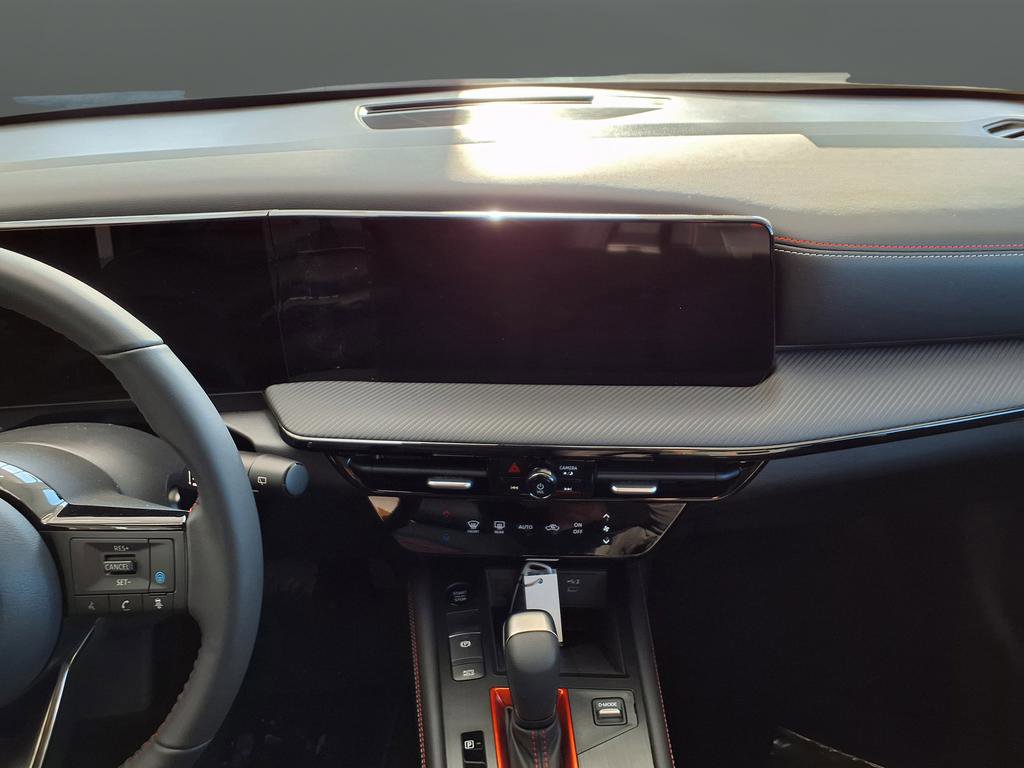 New 2026 Nissan Kicks SR AWD/4WD image 10