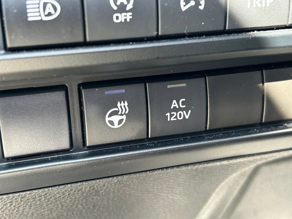 Used 2023 Toyota Tundra Limited AWD/4WD image 27