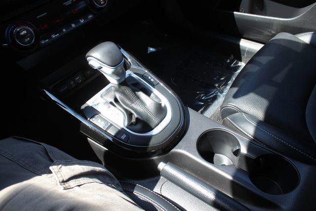 Certified 2020 Kia Forte EX FWD image 11