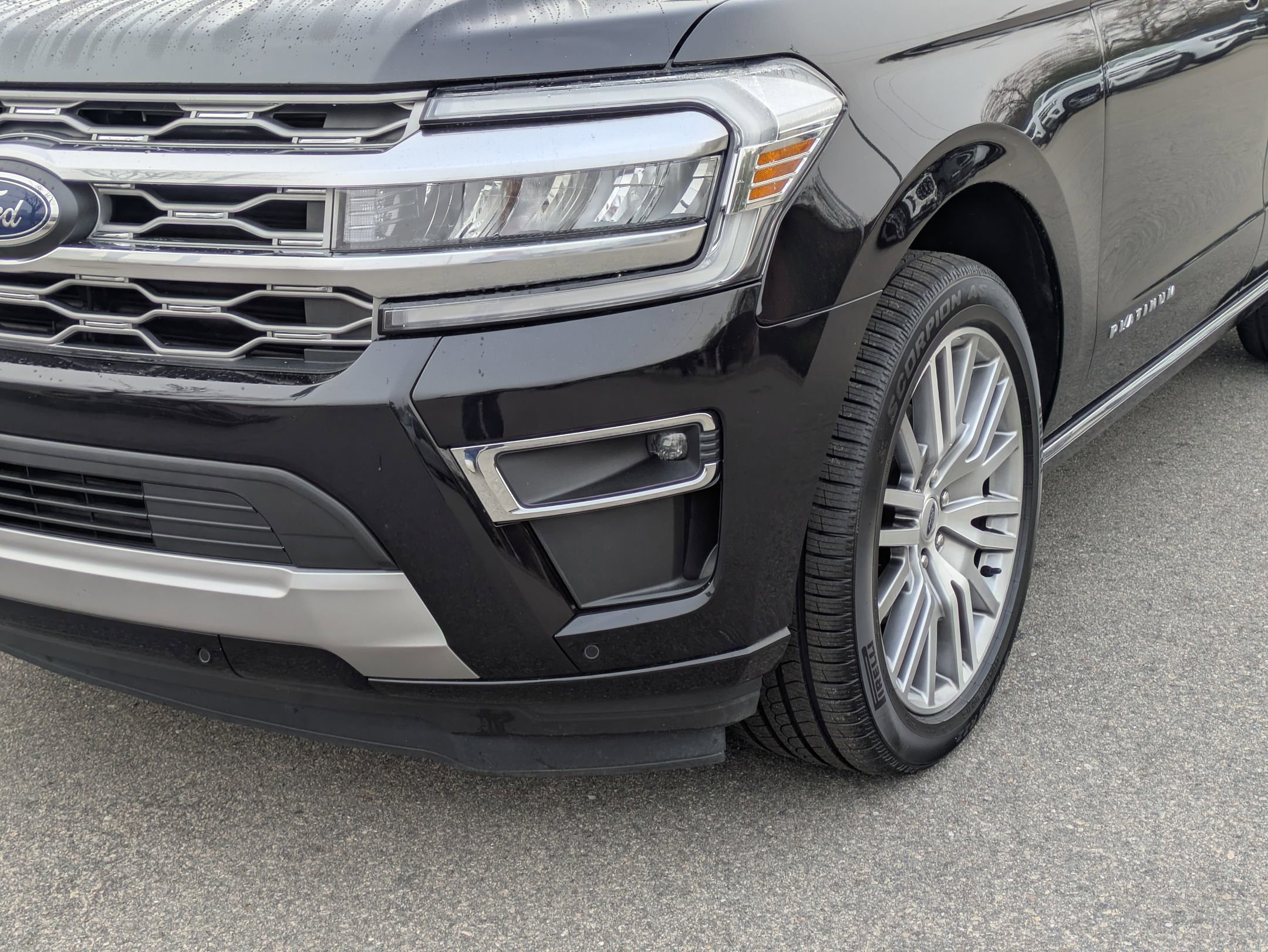 Certified 2023 Ford Expedition Platinum image 11