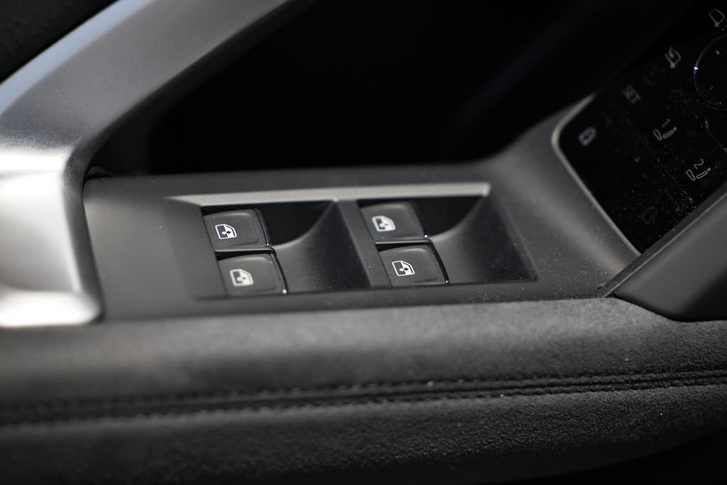 New 2026 Audi SQ5 Premium Plus AWD/4WD image 19