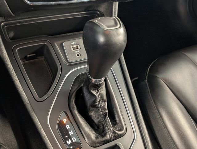 Used 2019 Jeep Cherokee Latitude Plus image 21