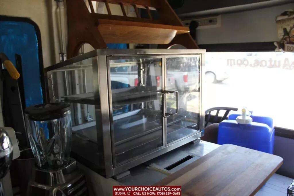 Used 2006 Ford E-450 and Econoline 450 image 14