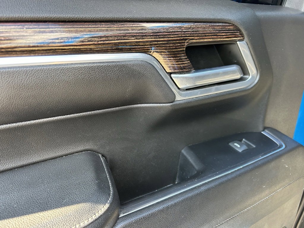 Used 2022 GMC Sierra 1500 Elevation image 25