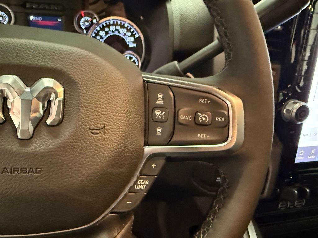 New 2026 RAM 2500 Big Horn AWD/4WD image 23