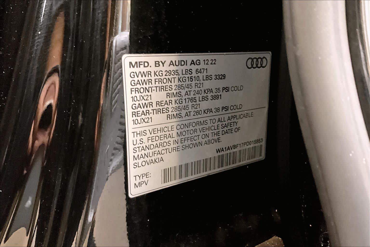 Used 2023 Audi Q8 Premium w/ Convenience Package AWD/4WD image 34