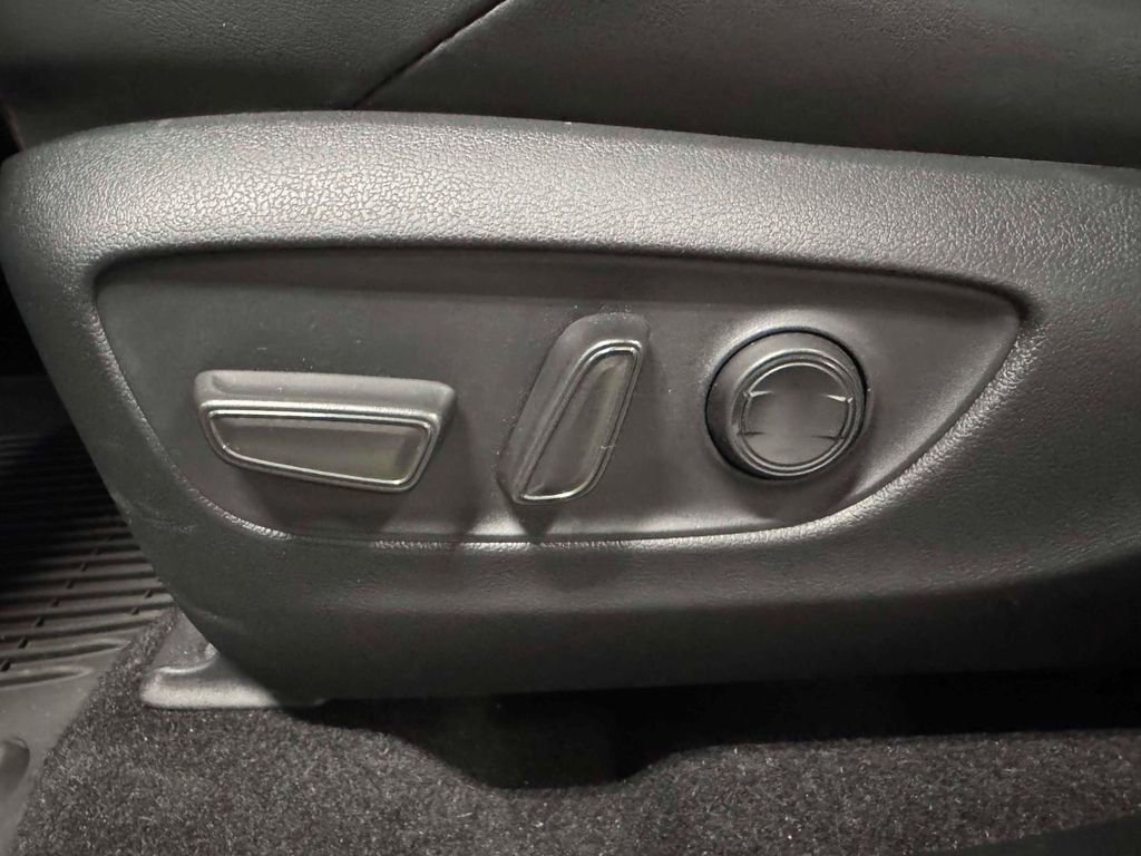 Used 2024 Toyota RAV4 XSE w/ Weather Package image 14