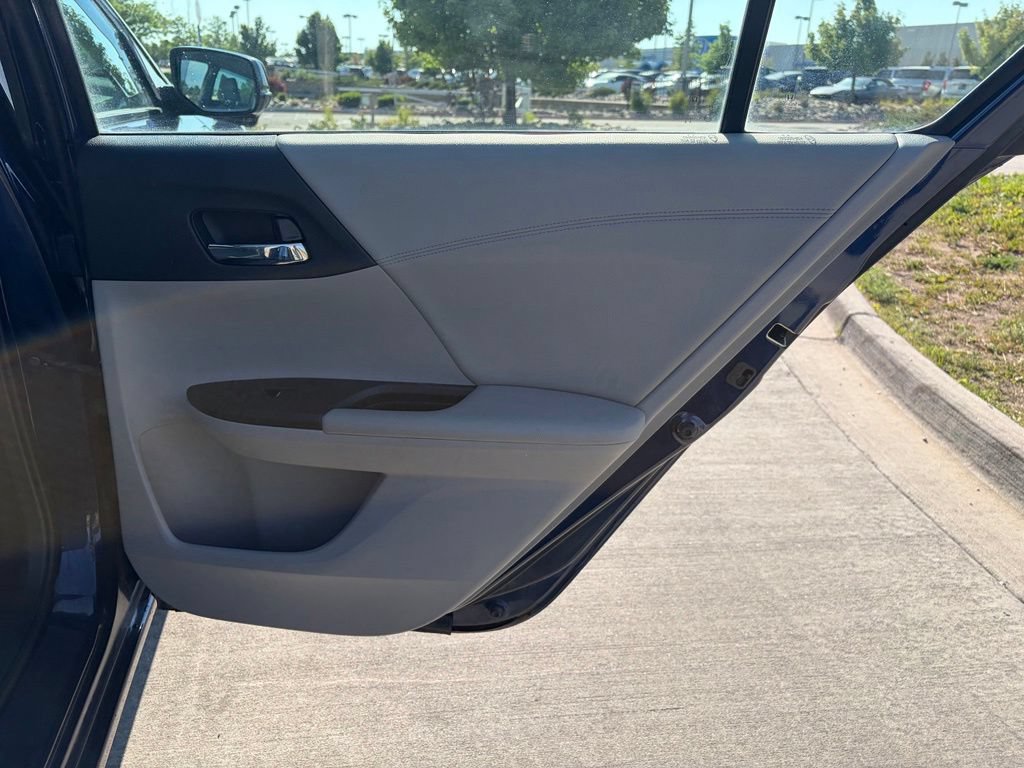 Used 2013 Honda Accord EX-L image 20