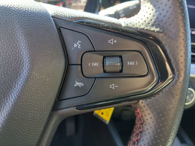 Used 2024 Chevrolet Trax RS w/ Driver Confidence Package image 30