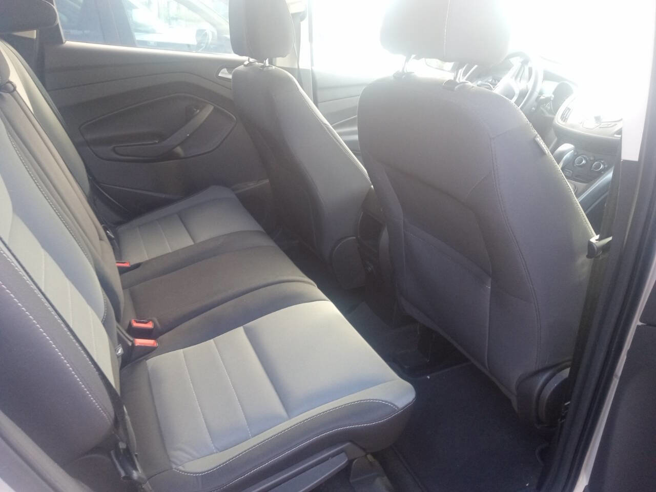 Used 2016 Ford Escape SE image 11