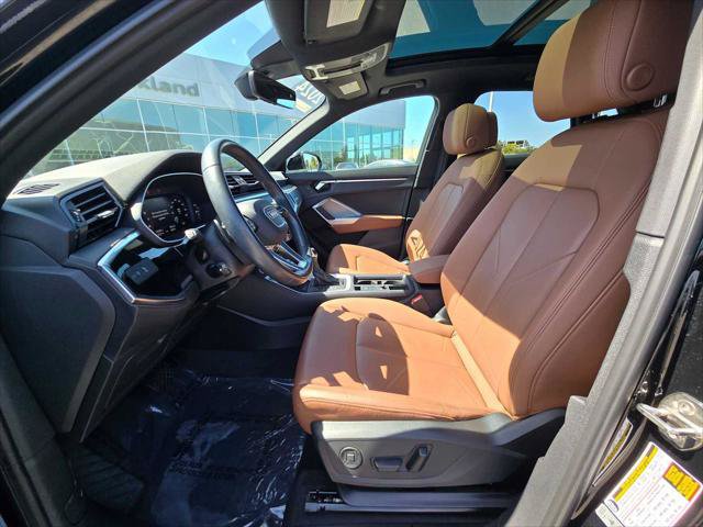 Used 2024 Audi Q3 2.0T Premium w/ Convenience Package AWD/4WD image 20