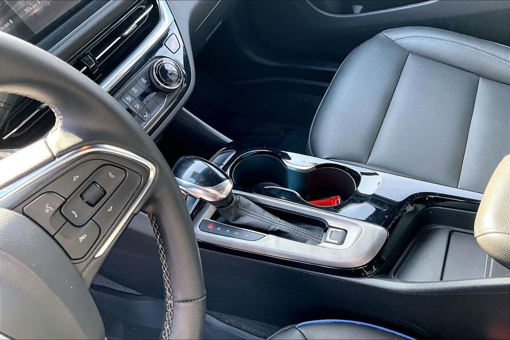 Used 2024 Buick Envista Sport Touring w/ Advanced Safety Package image 18