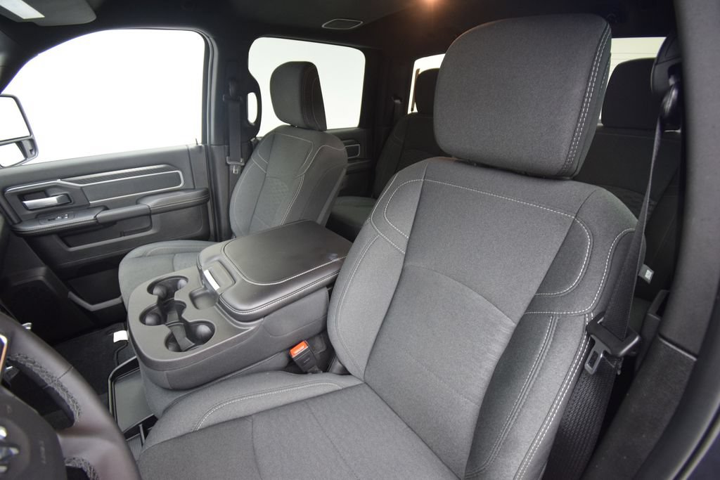 Used 2025 RAM 2500 Big Horn AWD/4WD image 19