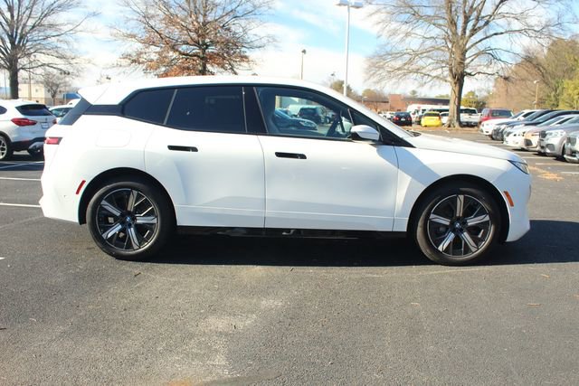 New 2026 BMW iX xDrive45 w/ Premium Package image 10