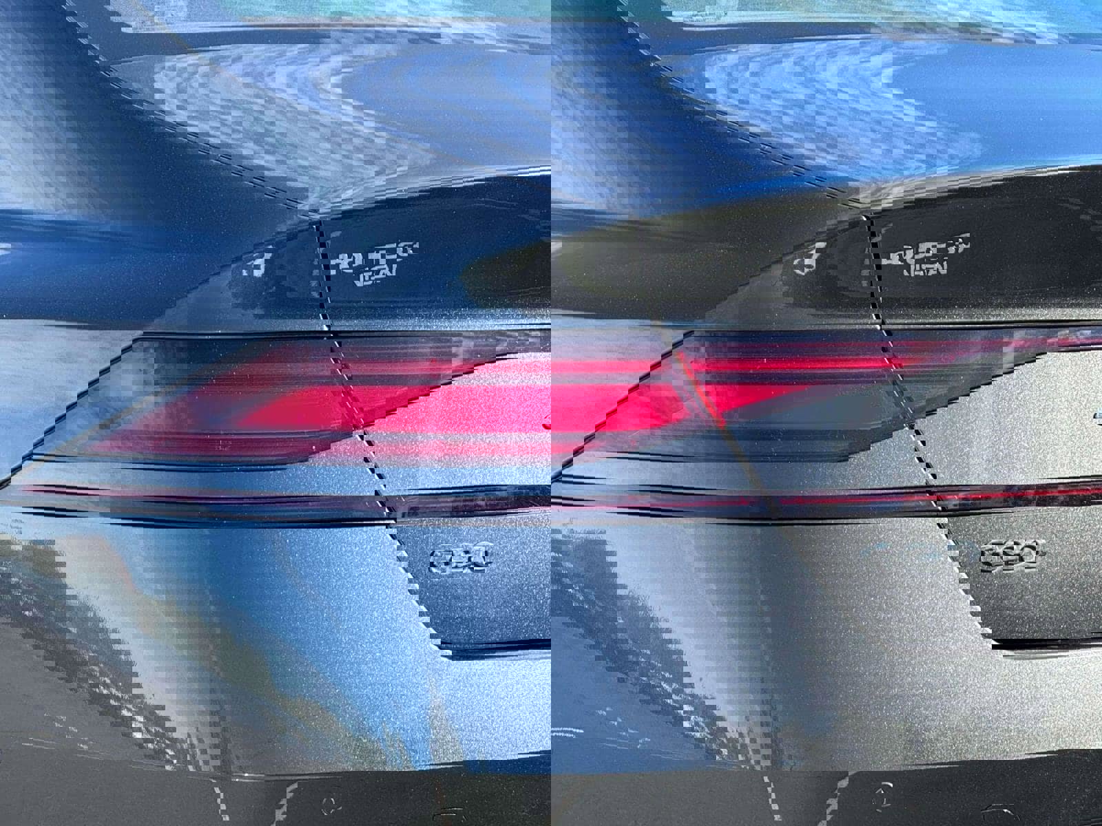 Used 2024 Genesis G90 3.5T image 8