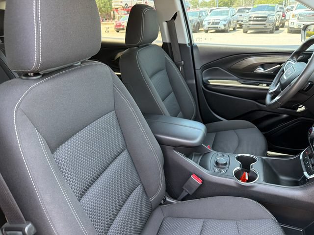 Used 2023 GMC Terrain SLE w/ Driver Convenience Package FWD image 25