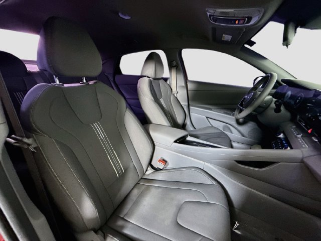 Used 2023 Hyundai Elantra SEL w/ Convenience Package FWD image 28