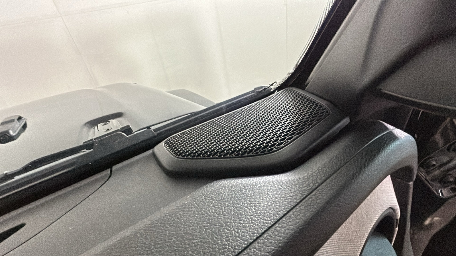 Used 2024 Jeep Wrangler Unlimited w/ Convenience Group AWD/4WD image 36
