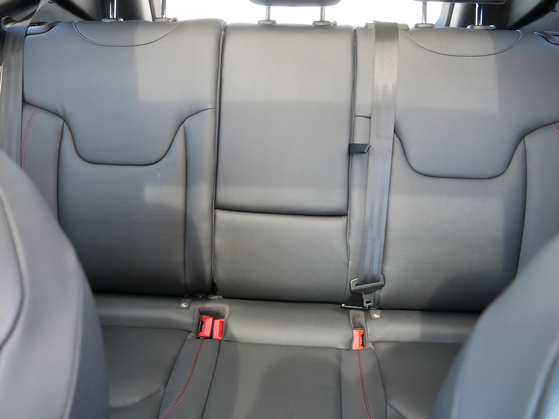 Used 2019 Jeep Renegade Trailhawk image 13