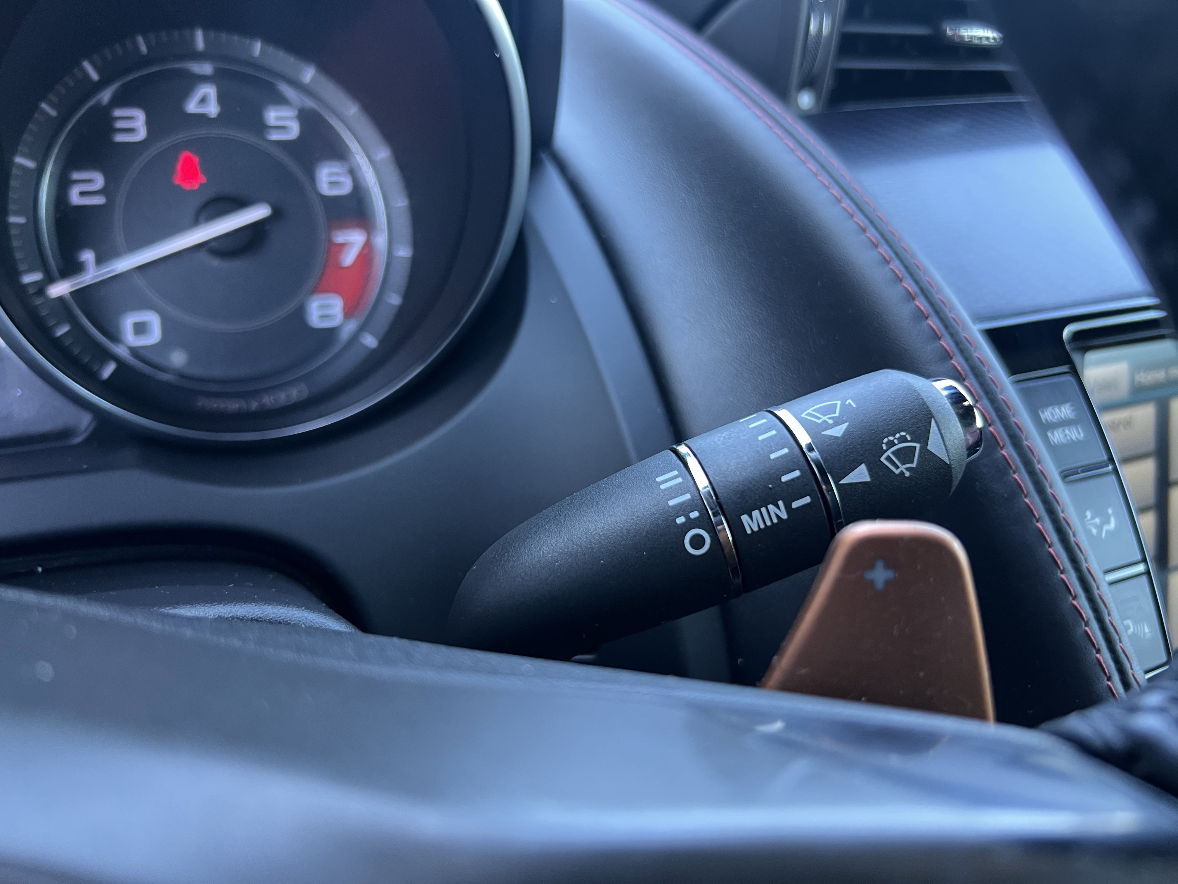 Used 2015 Jaguar F-TYPE R image 27