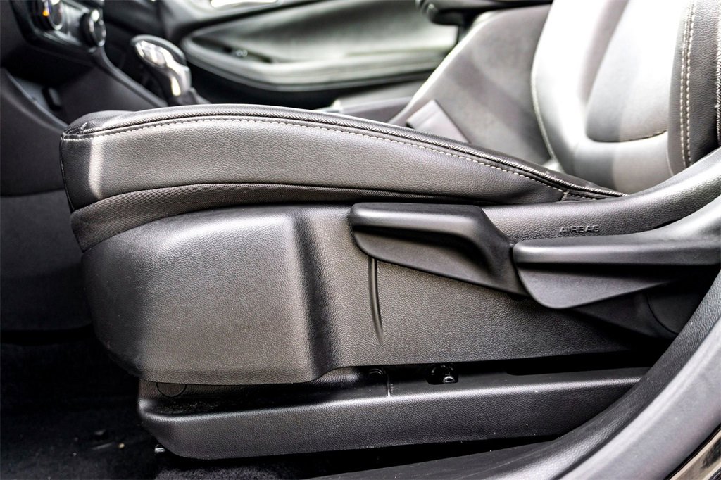 Used 2024 Buick Encore GX Sport Touring image 12