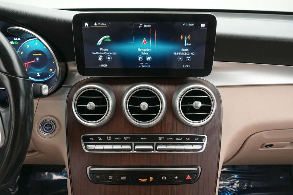 Used 2022 Mercedes-Benz GLC 300 4MATIC image 17