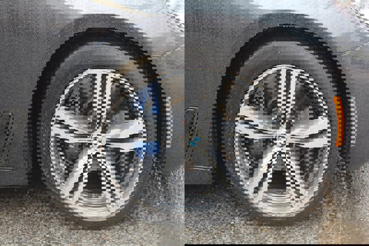 Used 2019 BMW 750i image 31