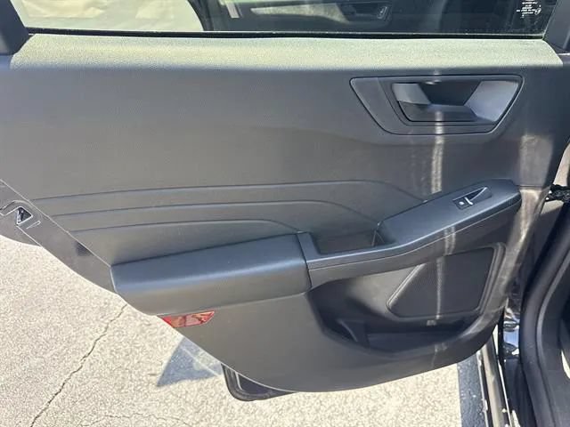 Used 2025 Ford Escape Active w/ Cold Weather Package FWD image 14