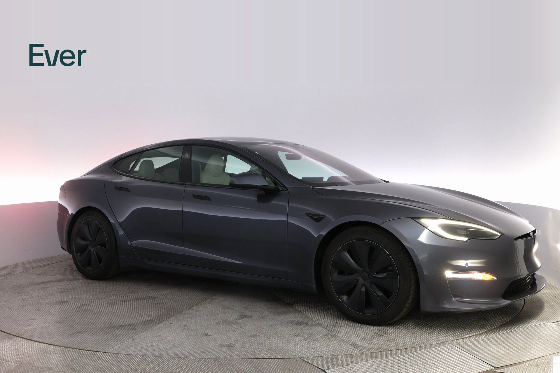 Used 2023 Tesla Model S Standard Range image 5