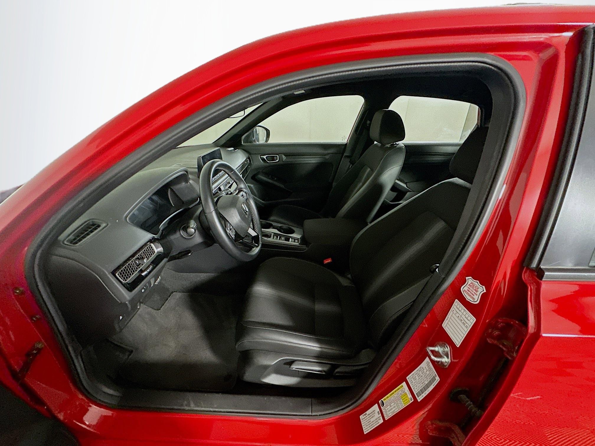 Used 2025 Honda Civic Sport image 13