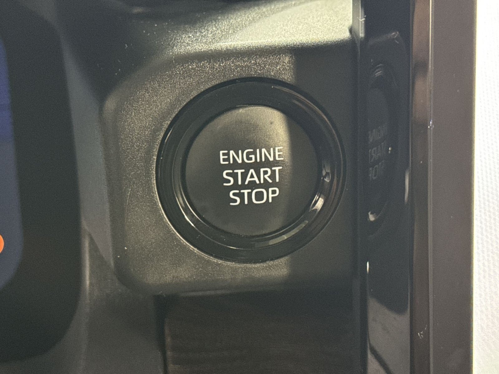 Used 2024 Toyota Tacoma Limited AWD/4WD image 42