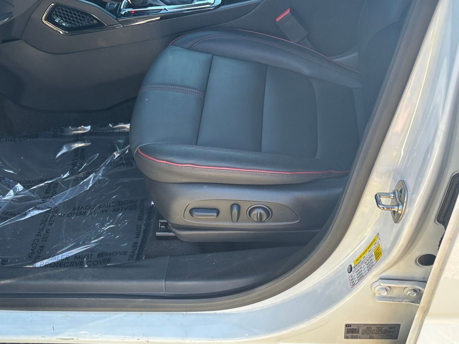 Used 2024 Chevrolet TrailBlazer RS w/ Convenience Package image 23