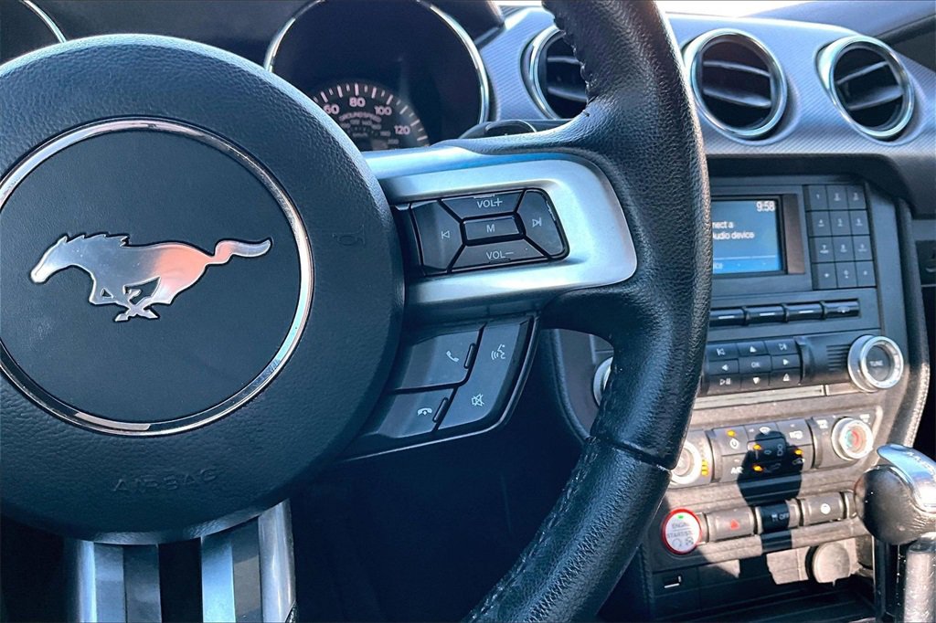Used 2016 Ford Mustang Coupe image 19